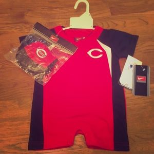 Cincinnati Reds 6-9 month romper with hat. NWT